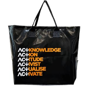 กระเป๋าผ้าใบทรงถือ A3 สีดำ